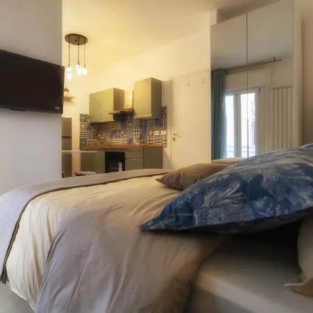 Casa Azzurra 1 * Санремо